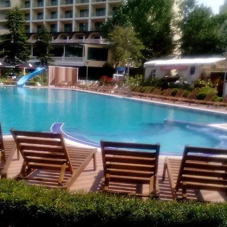 Apartament In Admiral Plaza