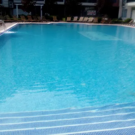 In Admiral Plaza Apartament