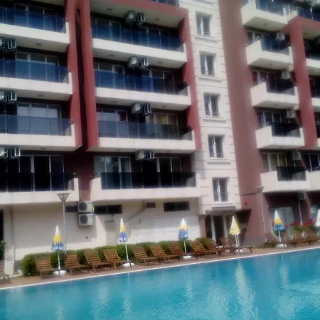 In Admiral Plaza Daire